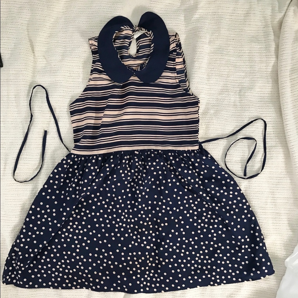 🌸 F21 MINI DRESS SIZE M